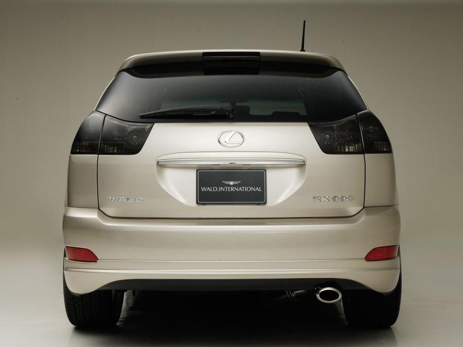  Lexus RX330 by Wald 2003 года  (фото 3 из 8)